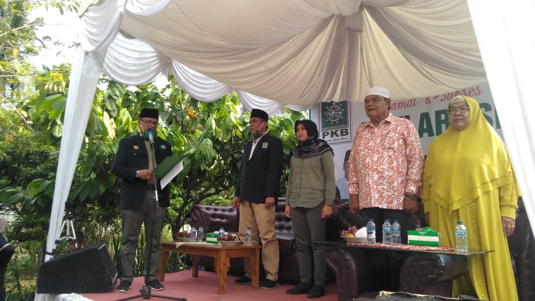 Orang Tua Atika Hadiri Deklarasi Pasangan SUKA di DPC PKB