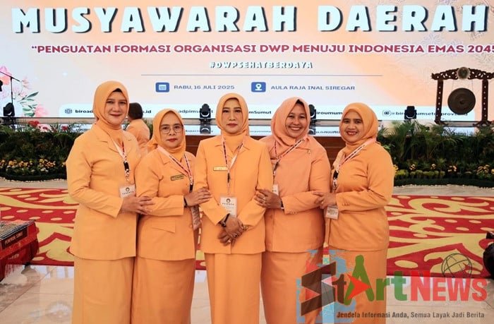 Pengurus DWP Madina Hadiri Musda di Medan, Ini Pesan Wagubsu