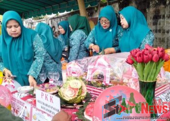 Kemeriahan HUT ke-80 RI, TP PKK Kelurahan Pasar Kotanopan Juara Lomba Nasi Tumpeng