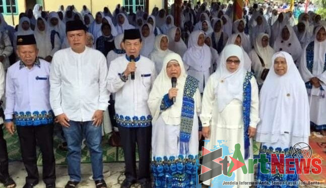 Pendiri BKMT Tapsel Hadiri Pengajian Akbar dan Maulid Nabi di Kecamatan Arse