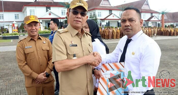 Bupati Tapsel Serahkan SK PPPK Tahap II kepada 371 Orang