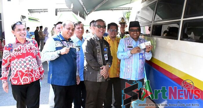 Dukung Program Pemutihan PKB, Letnan Kasih Hadiah WP Patuh Tahun 2025