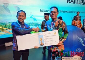 Tapsel Raih Penghargaan Terbaik III Nasional TPAKD Award 2025