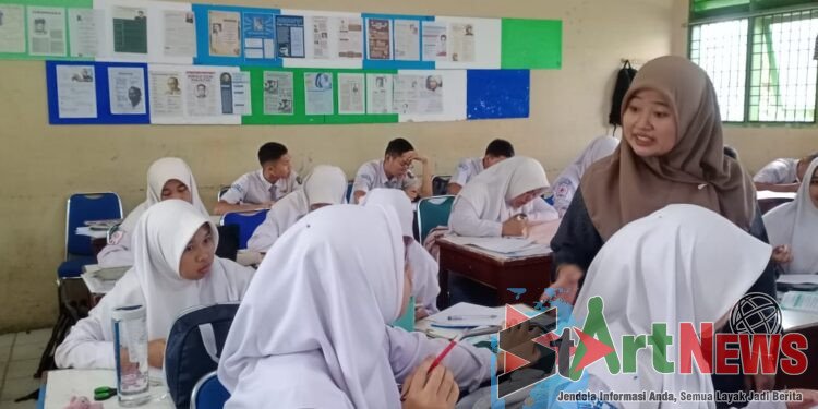 Penulis Nasional Eva Riyanty Lubis Berbagi Inspirasi Literasi di MAN 2 Padangsidimpuan