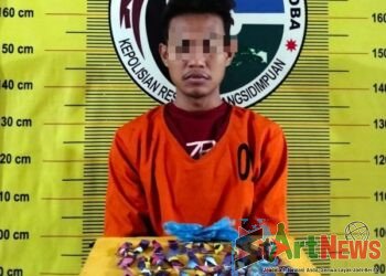 Pria Ini Jual Paket Ganja Mirip Bungkus Permen