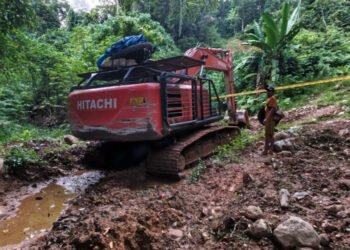 Tim Mabes Polri Sisir Tambang Emas Ilegal di Batangnatal, Dua Excavator Diamankan