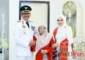 Momen Haru Bupati Madina Ucapkan Selamat Ulang Tahun ke-100 Sang Ibunda