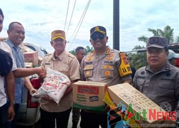 Bupati dan Kapolres Madina Pastikan Bantuan Banjir Pantai Barat Tepat Sasaran