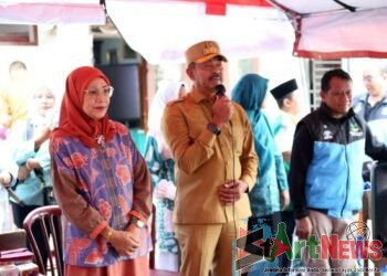 Desa Masih Tergenang Lumpur, Bupati Madina Minta Warga Bertahan di Pengungsian