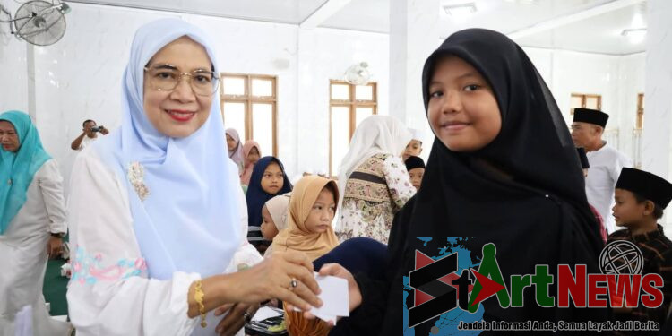 Jumat Berkah TP PKK Madina Sasar Anak Yatim Aek Galoga, Ajak Doakan Korban Bencana