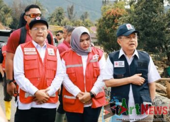 Dampingi Jusuf Kalla, Ketua PMI Madina Tinjau Lokasi Banjir Bandang di Tapteng