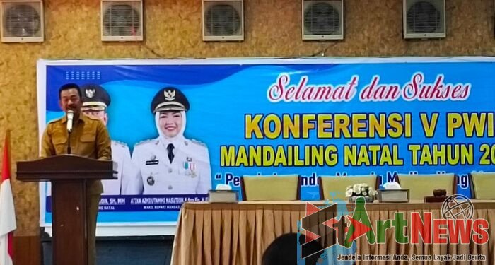 Buka Konferensi PWI Madina, Saipullah Akui Kariernya Sukses Berkat Dukungan Media