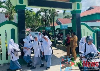 BBM Langka, Siswa MAN 1 Madina Terpaksa Jalan Kaki Pulang Sekolah