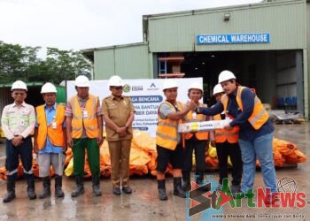 Kementerian ESDM Salurkan Bantuan untuk Korban Bencana di Desa Garoga