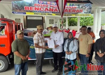 Kementan Kembali Kirim Dua Truk Logistik untuk Korban Bencana di Madina