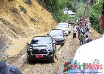 Tinjau Situasi Pascabencana, Bupati Madina Tembus Isolasi Simpang Pining