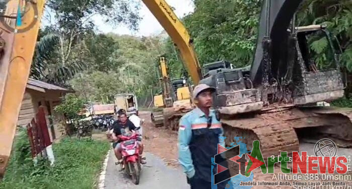 Percepat Pemulihan Pascabencana, Pemkab Tapteng Kerahkan 47 Unit Alat Berat