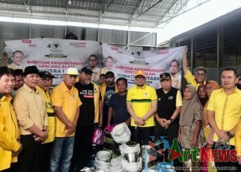 Plt. Ketua Golkar Sumut Salurkan Bantuan untuk Korban Bencana Tapsel