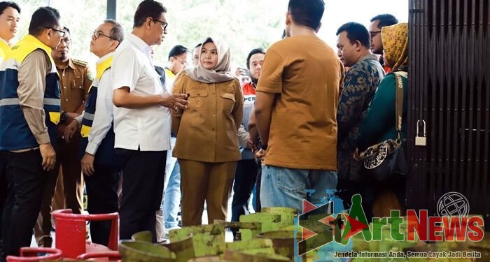 Wabup Madina Desak Wamen ESDM Tambah Gardu Listrik di Pantai Barat