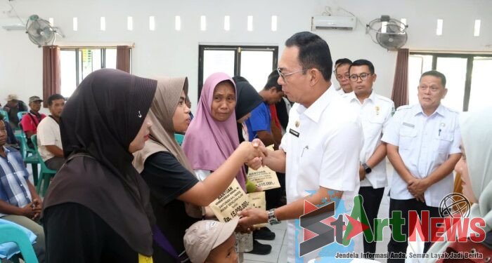 Bupati Tapsel Salurkan Santunan Kemensos kepada Ahli Waris Korban Bencana