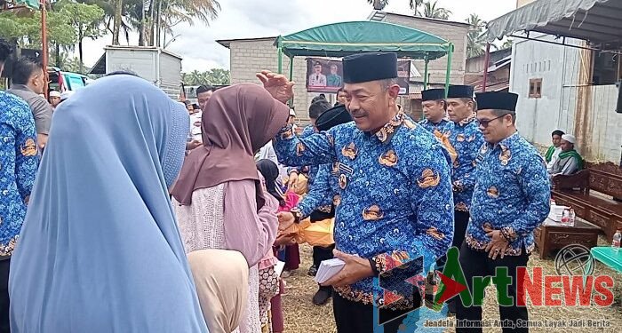 Bupati Madina Santuni 100 Anak Yatim di Aek Galoga