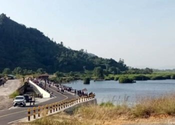 Jembatan Layang Danau Siais Mendadak Jadi Magnet Wisata Tapanuli Selatan