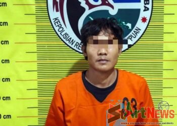 Pria Ini Ditangkap Polisi Saat Asyik Membungkus Sabu di Kamar Mandi SD