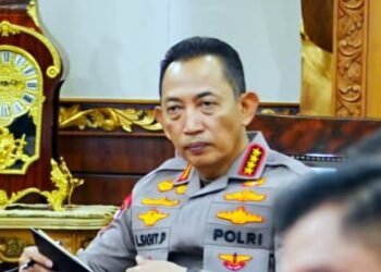 Bersih-bersih Markas, Kapolri Perintahkan Tes Urine Massal Seluruh Anggota Polri