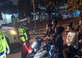 Di Padangsidimpuan, Polisi Jaga Kekhusyukan Ramadan Melalui Patroli Asmara Subuh