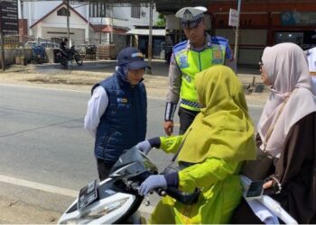 Bapenda Madina Gelar Operasi Kepatuhan Pajak Kendaraan di Jalinsum