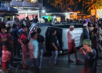 Lampu Jalan Padam, Kecelakaan Beruntun Karambol Hantam Damkar di Kotanopan