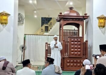 Bupati Madina Hadiri Tarawih Perdana di Masjid Agung, Ini Pesannya