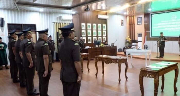 Kajati Sumut Lantik Aspidsus, Aspema, dan Kajari Medan