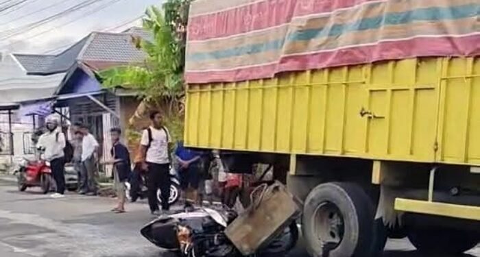 Pelajar Tewas Usai Tabrak Truk Parkir di Batang Ayumi Julu
