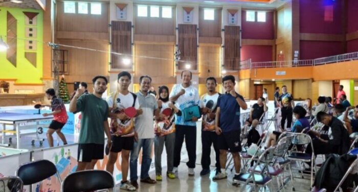 Atlet Padangsidimpuan Borong Gelar Juara Turnamen Tenis Meja Tapanuli Raya