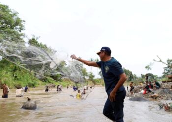 Bupati Madina Sebut Lubuk Larangan Solusi Ekonomi dan Pelestarian Sungai