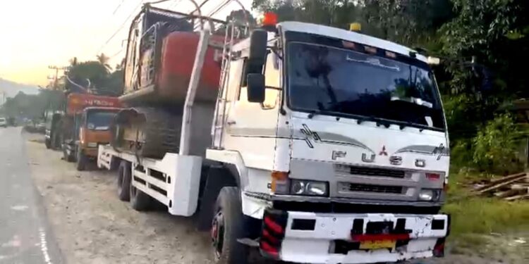 Polda Sumut Sita Dua Ekskavator Tambang Emas Ilegal di Siabu