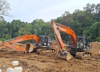 Sikat Tambang Emas Ilegal di Perbatasan Madina-Tapsel, Polda Sumut Amankan 12 Ekskavator