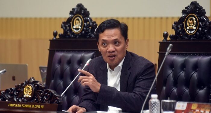 Ketua Komisi III DPR Desak Polda Metro Jaya Tangkap Peneror Aktivis KontraS