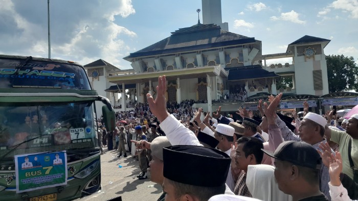 Lantunan Azan Iringi Keberangkatan Jamaah Haji, Tangis dan Doa Mengiringi dari Tanah Madina