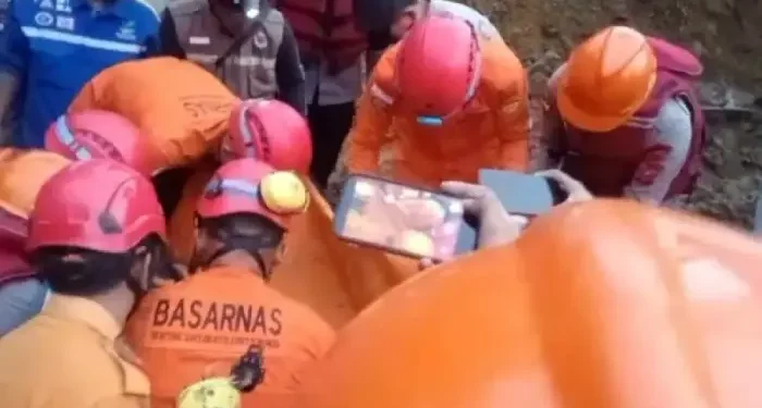Lima Warga Tewas Tertimbun Longsor di Desa Sembahe Deliserdang