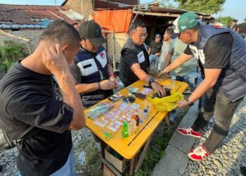 Polisi Runtuhkan Markas Narkoba di Bantaran Rel Tembung, Empat Pengedar Ditangkap