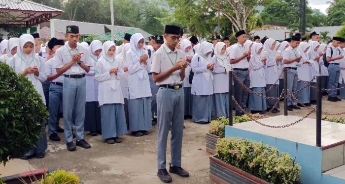 Spektakuler! 201 Siswa MAN 1 Madina Lulus Jalur SPAN-PTKIN 2026