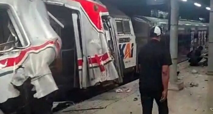 Tabrakan KA Argo Bromo Anggrek dan KRL di Bekasi Timur, Empat Penumpang Tewas