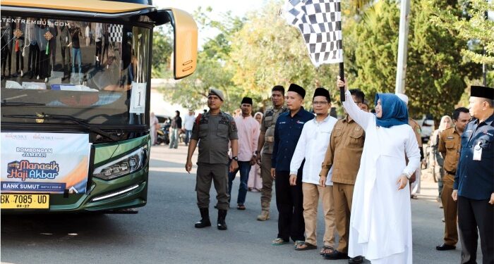 Wabup Madina Ingatkan Calon Jamaah Haji Fokus Ibadah dan Kurangi Medsos