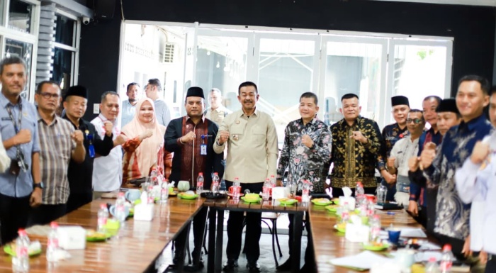 Jamin Kecukupan Penumpang Pesawat, Kepala Daerah se-Tabagsel Sepakat Hidupkan Dua Bandara