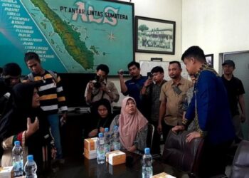 Gubernur Sumut Temui Keluarga Korban Kecelakaan Maut Bus ALS