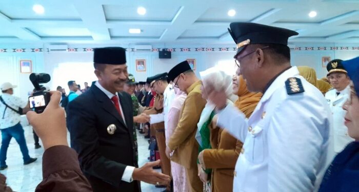 Lantik Ratusan Pejabat, Ini Pesan Bupati Saipullah Nasution