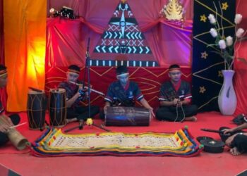 MAN 1 Madina Sabet Takhta Juara I Musik Tradisional FLS3N Wilayah XI