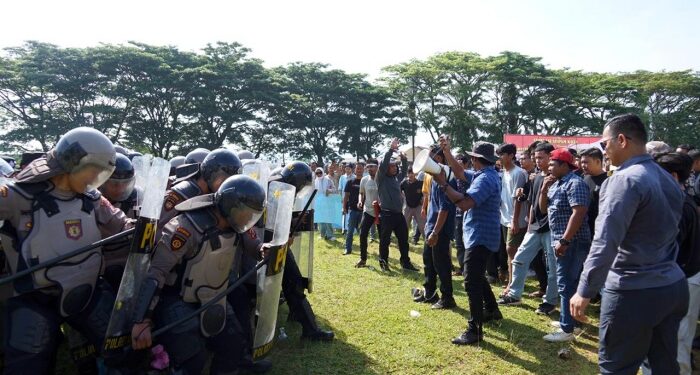 Skenario Anarkis di Stadion HM Nurdin, Polres Padangsidimpuan Simulasi Pengamanan Kota
